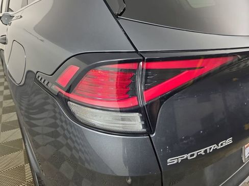 Used 2023 Kia Sportage LX image 35