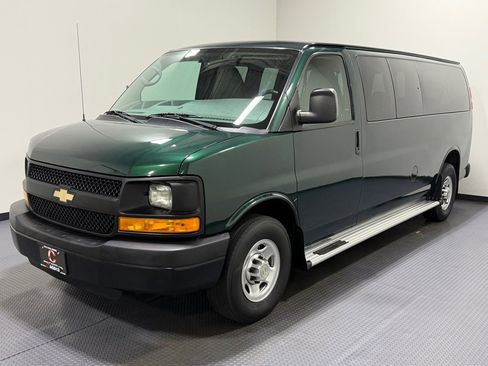 Used 2014 Chevrolet Express 3500 LS image 1