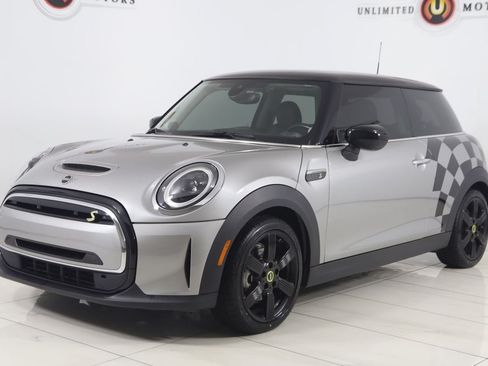 Used 2024 MINI Cooper SE FWD image 5