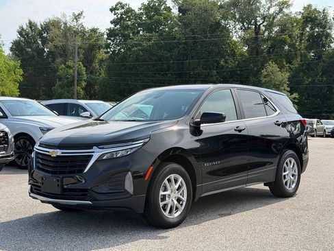 Used 2024 Chevrolet Equinox LT AWD/4WD image 8