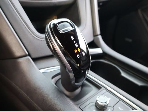 Certified 2022 Cadillac XT5 Luxury FWD image 26