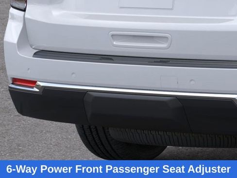 New 2026 Chevrolet Suburban LS image 15