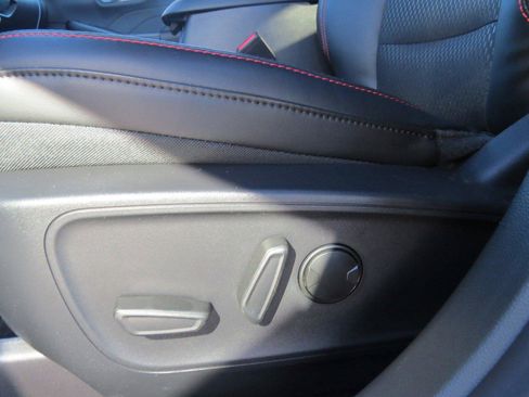 New 2025 Ford Escape ST-Line w/ Equipment Group 301A image 15