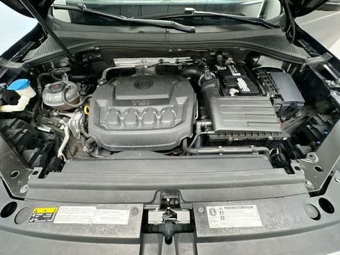 Used 2019 Volkswagen Tiguan SEL Premium AWD/4WD image 28