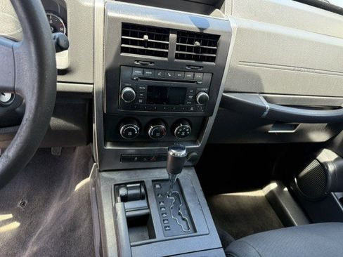 Used 2010 Jeep Liberty Sport w/ Trailer Tow Class III Group AWD/4WD image 11