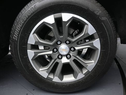 Used 2024 Chevrolet Silverado 1500 High Country image 10