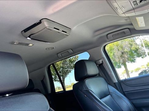 Used 2018 Chevrolet Tahoe Premier AWD/4WD image 22