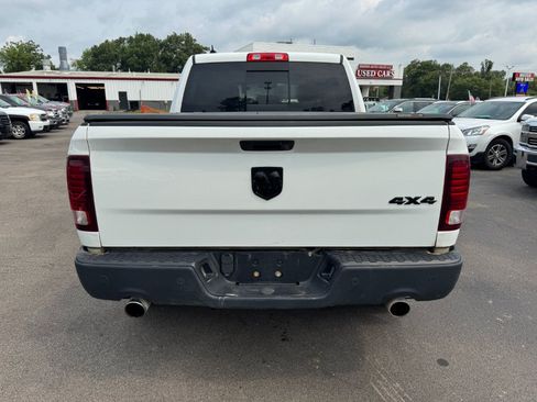 Used 2019 RAM 1500 Warlock AWD/4WD image 4