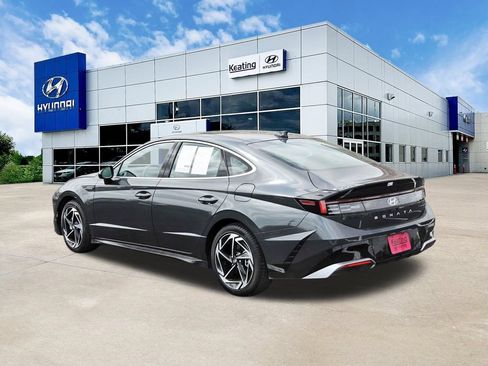 Used 2025 Hyundai Sonata SEL FWD image 7