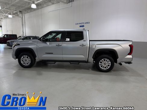 New 2026 Toyota Tundra SR5 AWD/4WD image 5