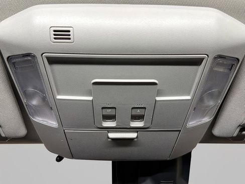 Used 2019 Toyota Tundra Platinum image 17