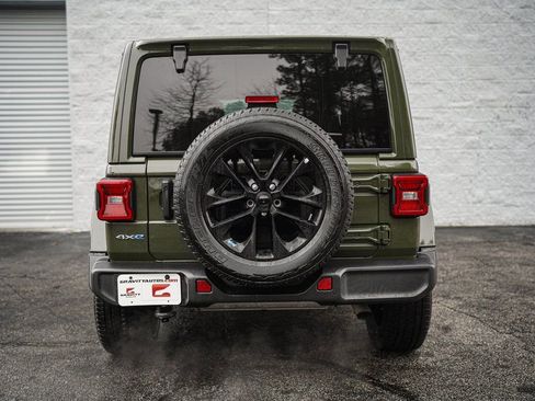 Used 2023 Jeep Wrangler Unlimited Sahara w/ Cold Weather Group image 13