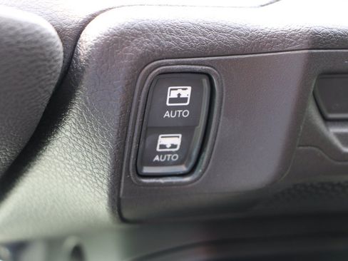 Used 2024 Jeep Wrangler High Altitude AWD/4WD image 24