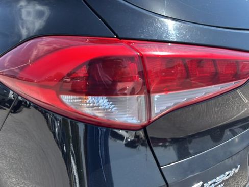 Used 2017 Hyundai Tucson Night FWD image 28