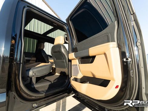 Used 2023 Ford F450 Lariat w/ FX4 Off-Road Package image 69