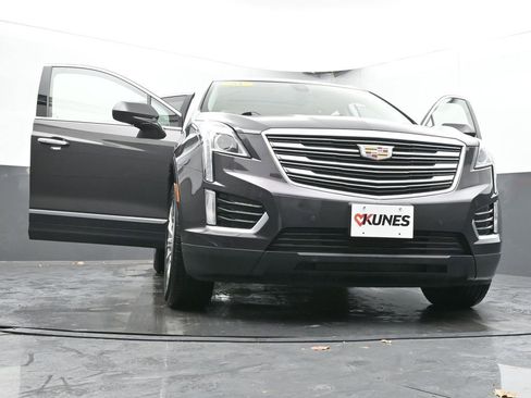 Used 2018 Cadillac XT5 Luxury w/ Driver Awareness Package image 64