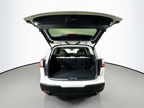 Used 2022 Subaru Ascent Premium w/ Convenience Package image 34