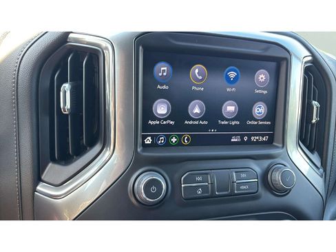 Used 2022 Chevrolet Silverado 1500 LT w/ Z71 Off-Road Package AWD/4WD image 16