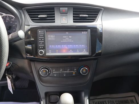 Used 2019 Nissan Sentra S FWD image 27