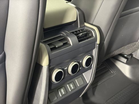 New 2026 Land Rover Defender 110 S image 28