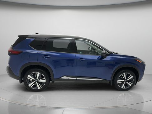 Used 2023 Nissan Rogue SL w/ SL Premium Package AWD/4WD image 6
