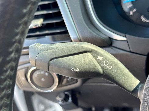 Used 2013 Ford Fusion SE FWD image 18