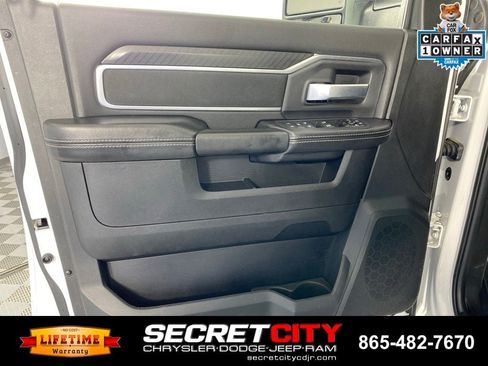 Used 2025 RAM 2500 Big Horn AWD/4WD image 12