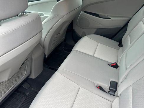 Used 2017 Hyundai Tucson SE image 14