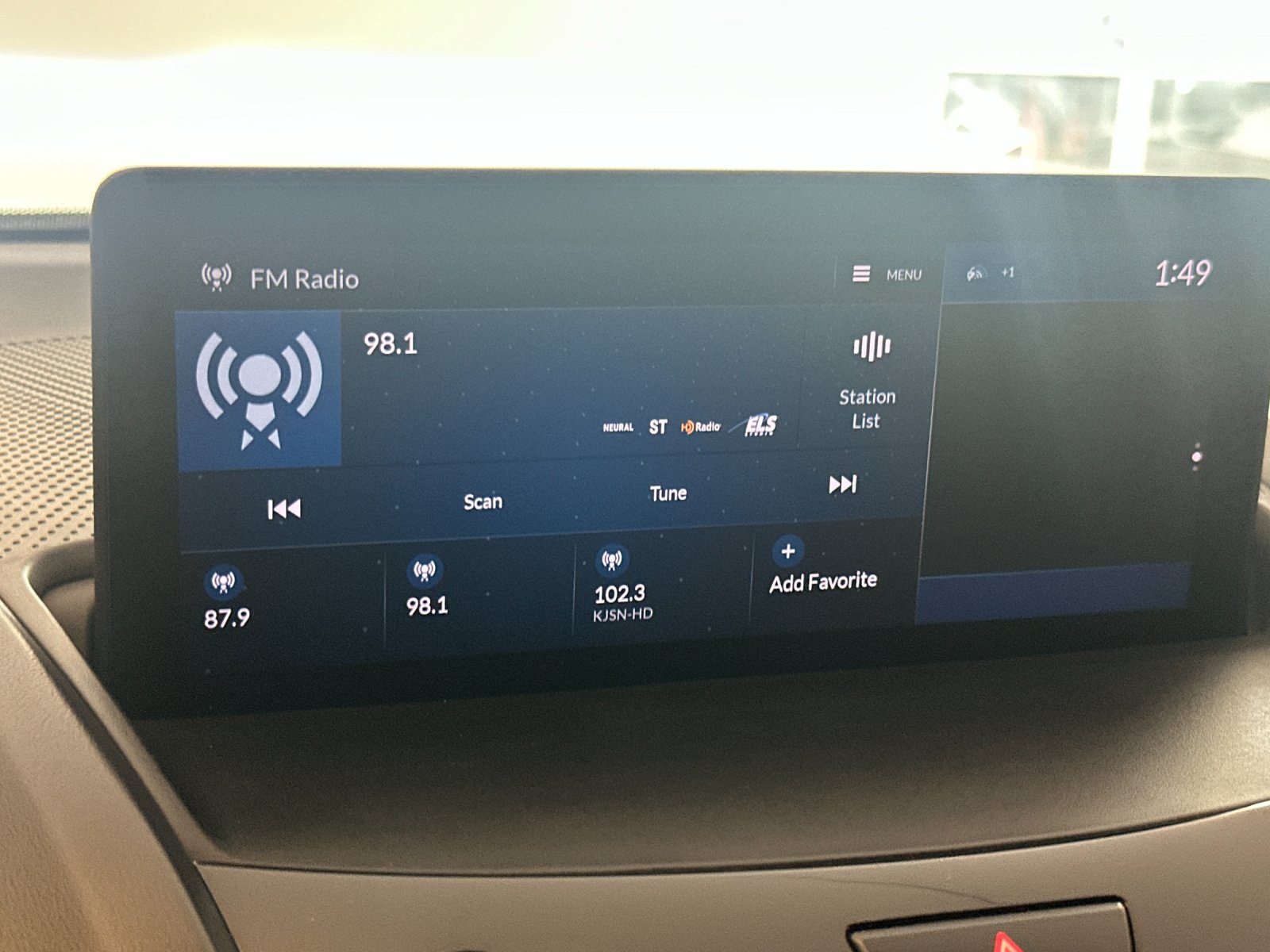 Used 2019 Acura RDX w/ Technology Package AWD/4WD image 17