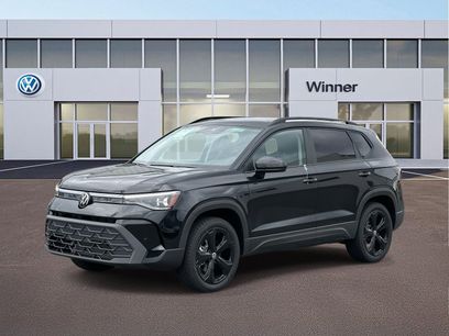 New 2025 Volkswagen Taos SE