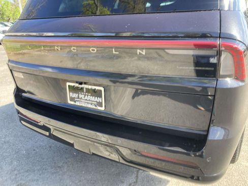 New 2026 Lincoln Navigator Black Label AWD/4WD image 4