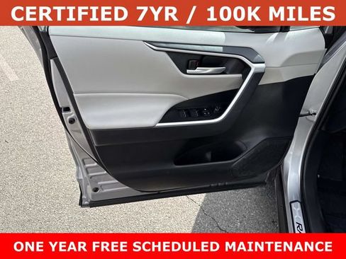 Used 2025 Toyota RAV4 XLE w/ Convenience Package FWD image 13