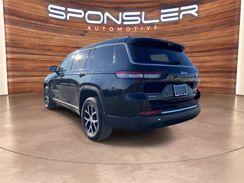 Used 2024 Jeep Grand Cherokee L Limited w/ Luxury Tech Group II AWD/4WD image 3