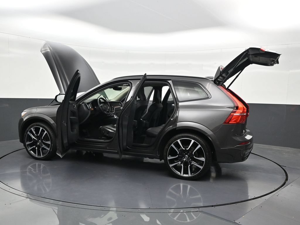 Used 2024 Volvo XC60 B5 Ultimate AWD/4WD image 35