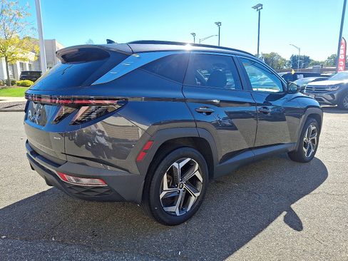 Used 2023 Hyundai Tucson SEL w/ Convenience Package image 4