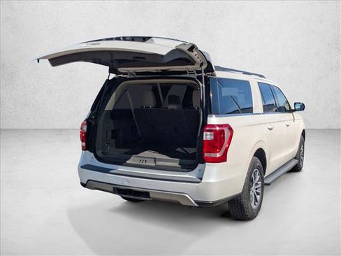Used 2018 Ford Expedition Max XLT w/ Equipment Group 201A image 6