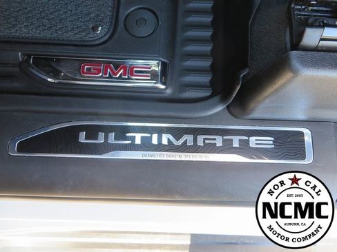 Used 2024 GMC Sierra 3500 Denali Ultimate image 35