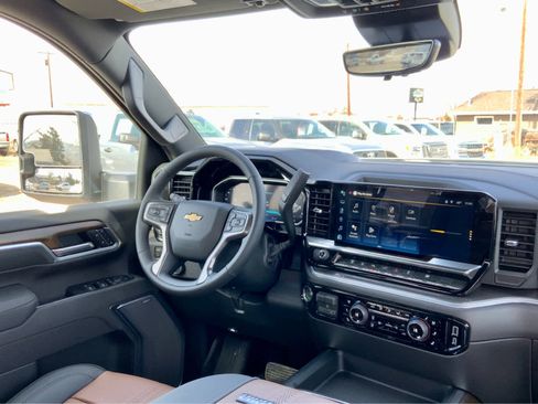 New 2026 Chevrolet Silverado 3500 High Country w/ Technology Package image 37