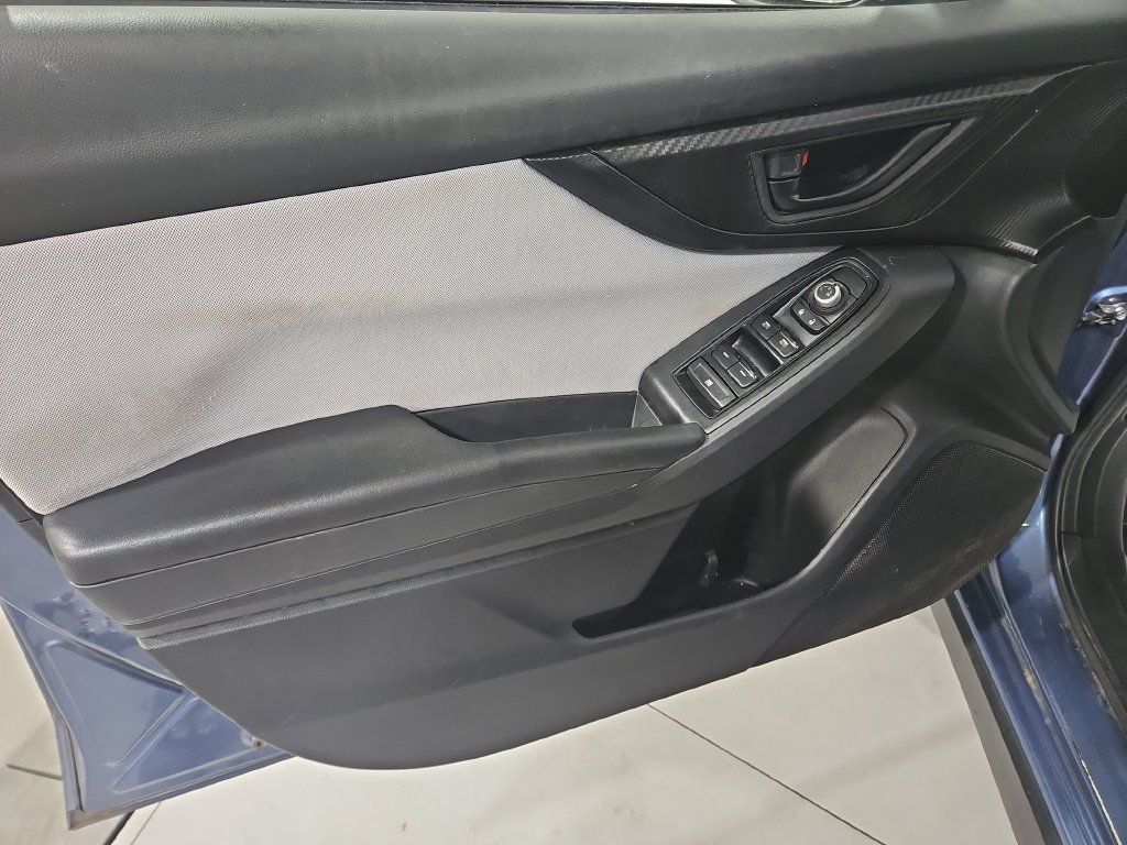 Used 2020 Subaru Crosstrek 2.0i Premium w/ Moonroof Package 2 AWD/4WD image 11
