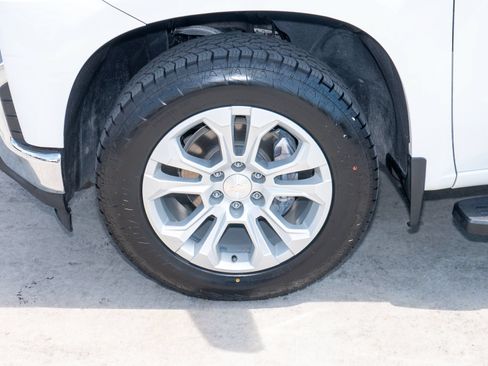 Used 2021 Chevrolet Silverado 1500 LT RWD image 35