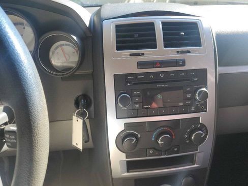 Used 2009 Dodge Charger SXT RWD image 25