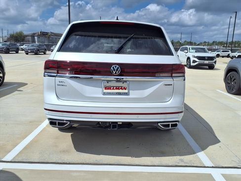 New 2026 Volkswagen Atlas SEL Premium R-Line AWD/4WD image 5
