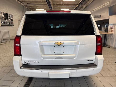 Used 2018 Chevrolet Suburban Premier AWD/4WD image 4