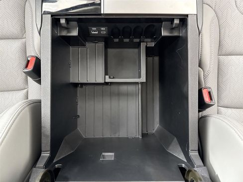 Certified 2024 Toyota Sequoia SR5 w/ SR5 Premium Package image 34