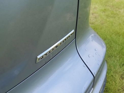 Used 2011 Honda CR-V SE image 24