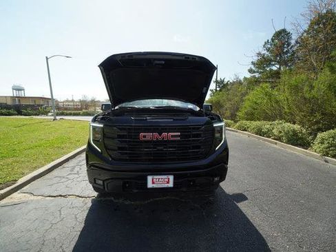 New 2026 GMC Sierra 1500 Elevation w/ Elevation Premium Package AWD/4WD image 9