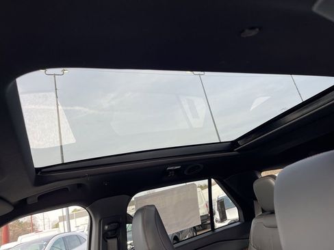 New 2026 Ford Explorer ST-Line w/ ST-Line Street Pack image 17