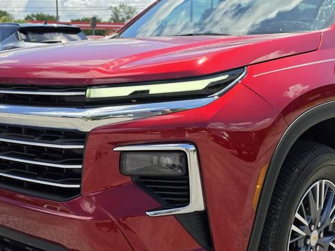 New 2026 Chevrolet Traverse LT w/ Enhanced Driving Package FWD image 10