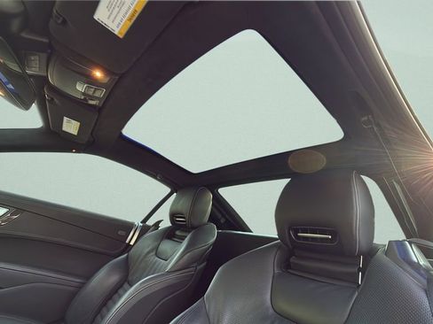 Used 2020 Mercedes-Benz SL 550 image 16