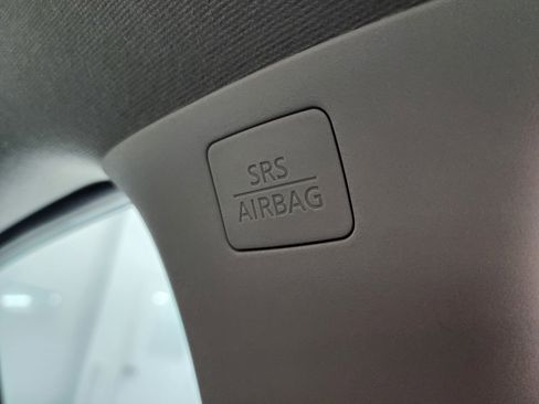 Used 2023 Nissan Sentra SV image 40